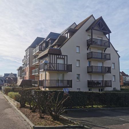 Cabourg T2 Front De Mer - Proche Thalasso Exteriör bild